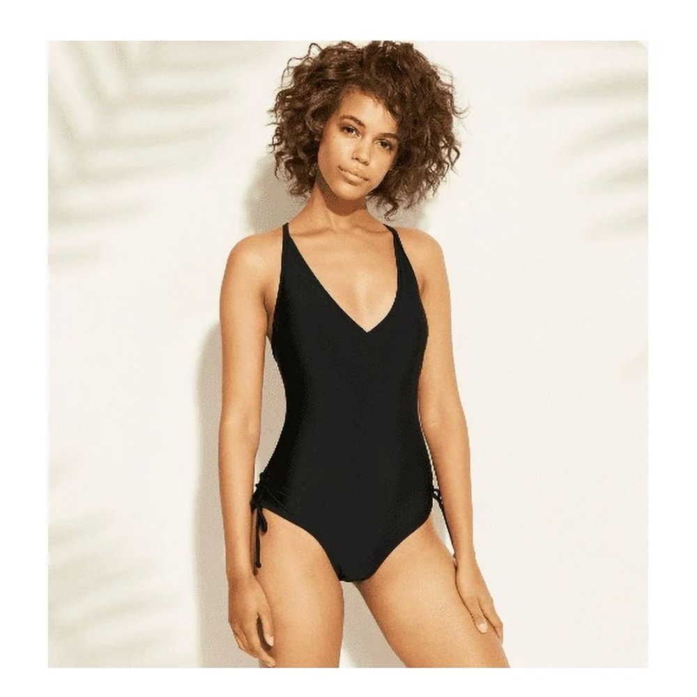 Kona Sol Women's Adjustable Side One-Piece Swimsuit Black Small.